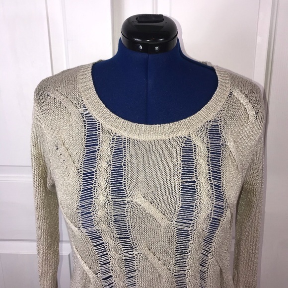 Rock & Republic‎ S cream/metallic distressed cable knit crew neck sweater - Picture 9 of 10